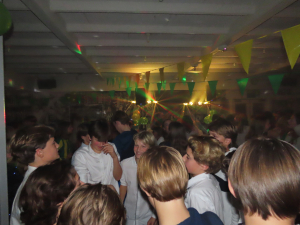 cd_feest_cover_foto_2_1.jpg